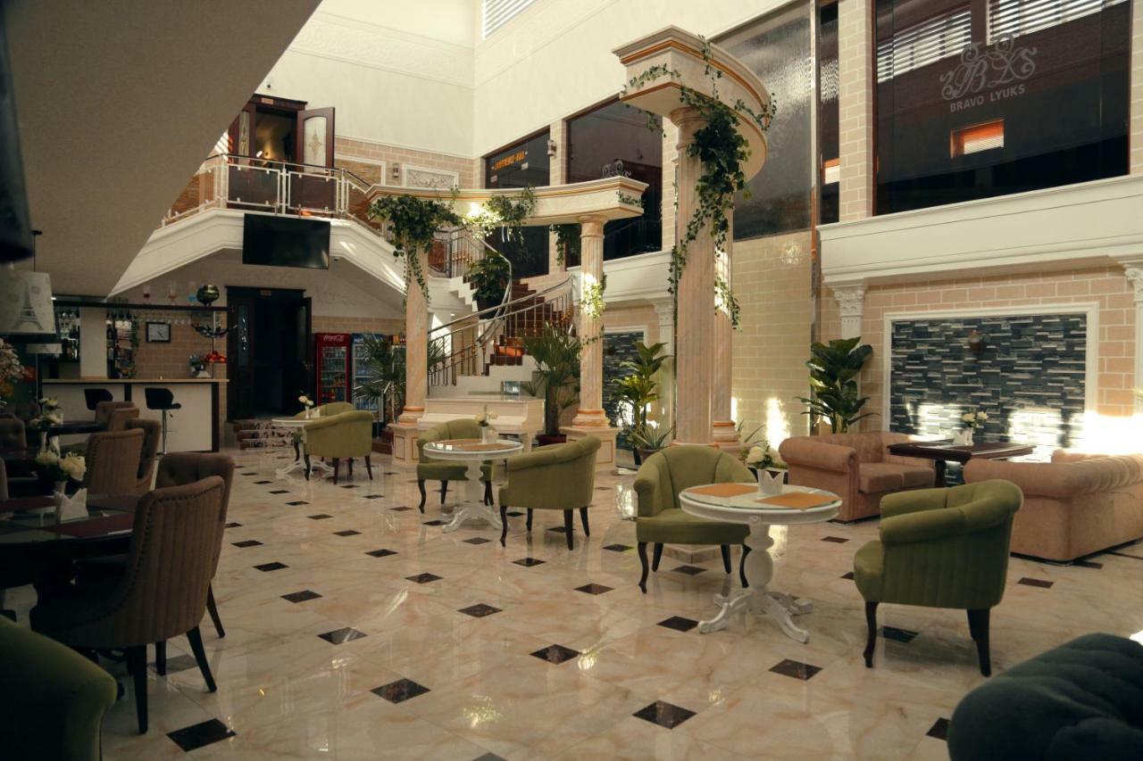Bravolyuks Hotel Urgench Exterior photo